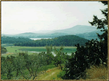 scorcio del lago di S. Giuliano